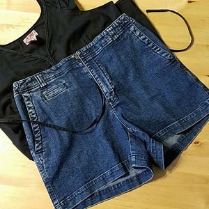 Liz Claiborne Lizwear denim shorts